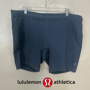 Lululemon Stretch Athletic Shorts 34-42" waist 7.5" inseam Gently worn
